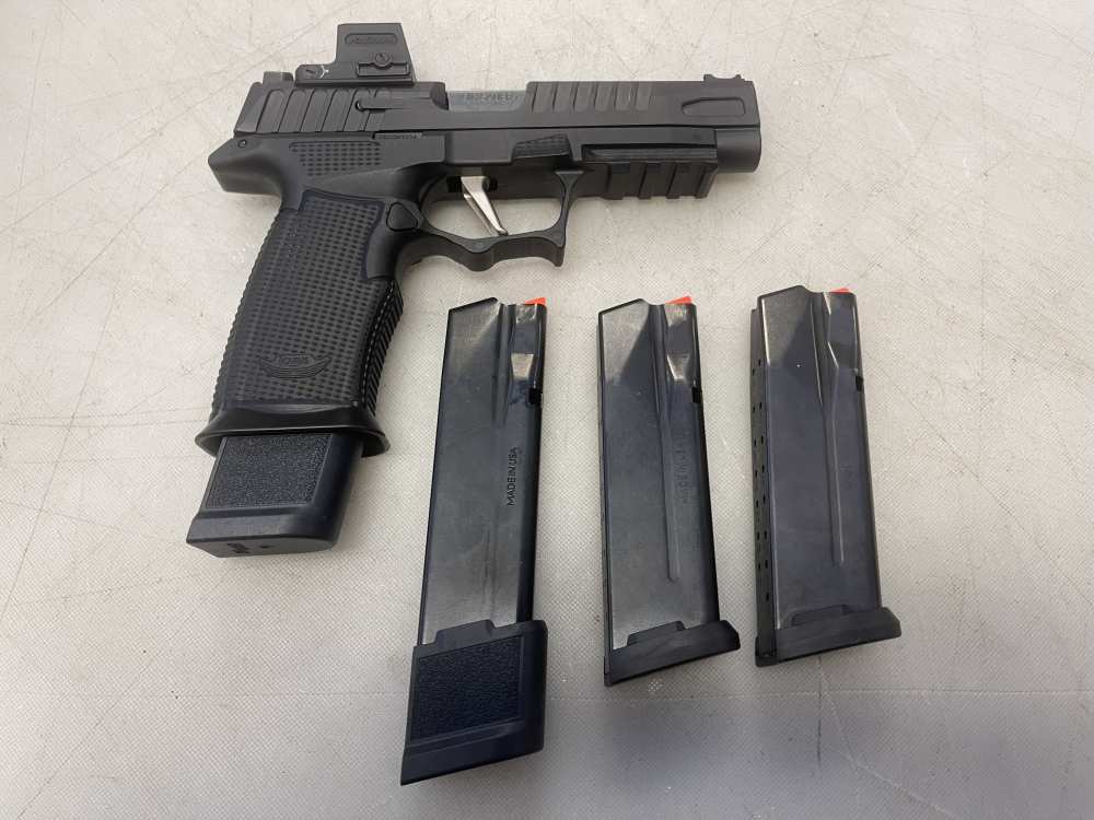 Sig Sauer P365 with Holosun ESP